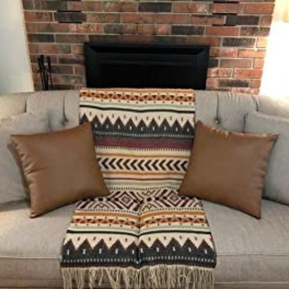 (Only Covers) Set of 2 PU leather Luxurious Throw Pillow Covers 18x18 - Picture 1 of 3